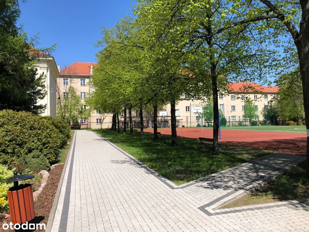 mieszkanie z kominkiem metro Płocka / Daszyńskiego