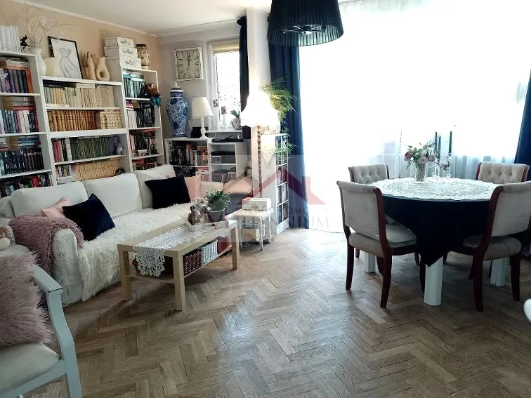 Mieszkanie, ul. Ostrobramska