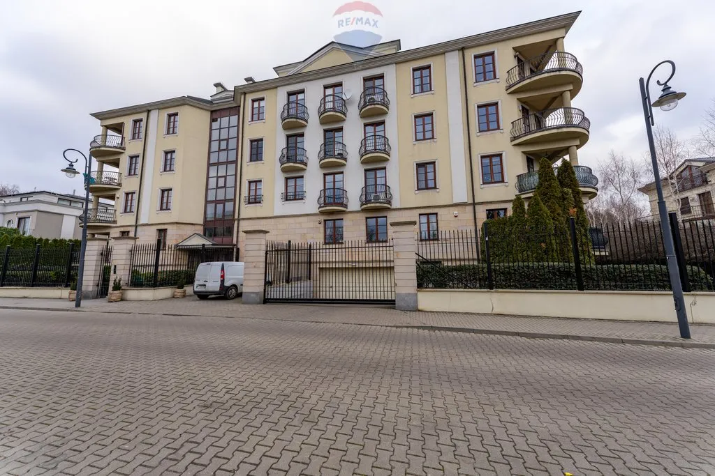 Sprzedam mieszkanie trzypokojowe: Warszawa Mokotów , ulica Leszczyny, 139 m2, 2630000 PLN, 3 pokoje - Domiporta.pl