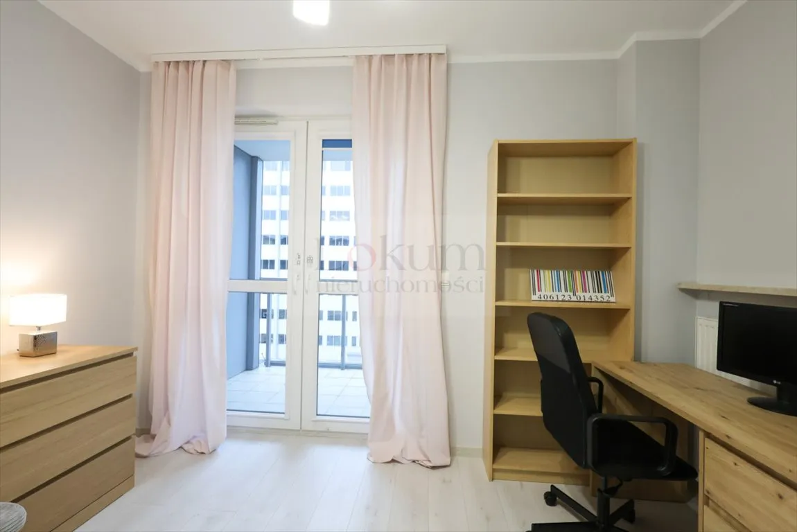 Wola - Apartament blisko metra 