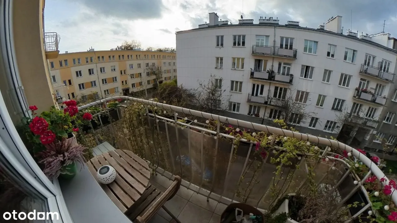 2 niezależne sypialnie, przestronny balkon, metro