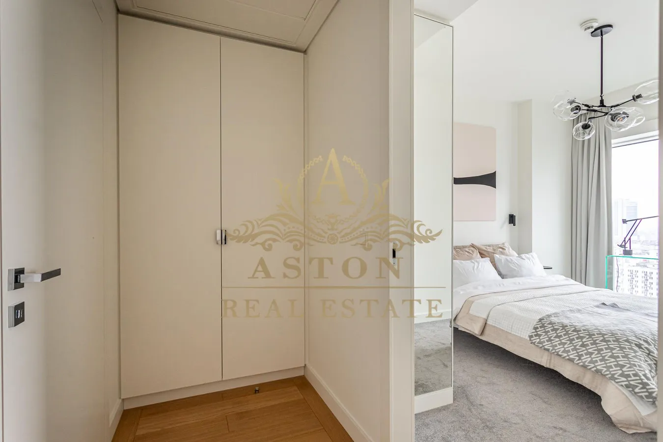 Luxury 1 bedroom apartment at floor Złota 44 