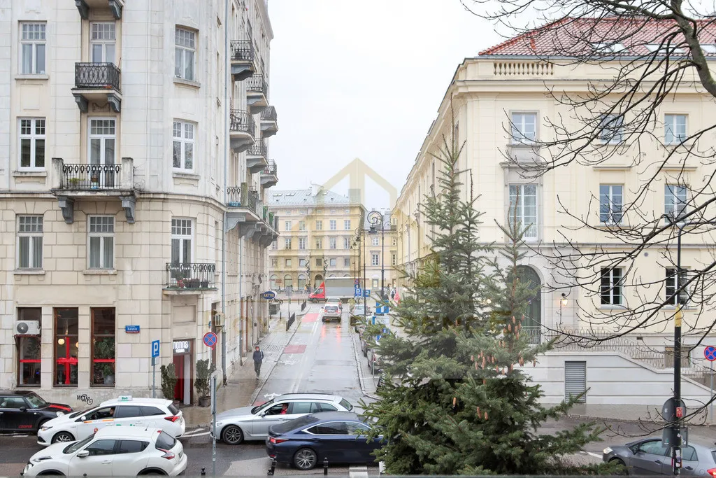 Wyjątkowy Apartament na Sprzedaż w Śródmieściu War 