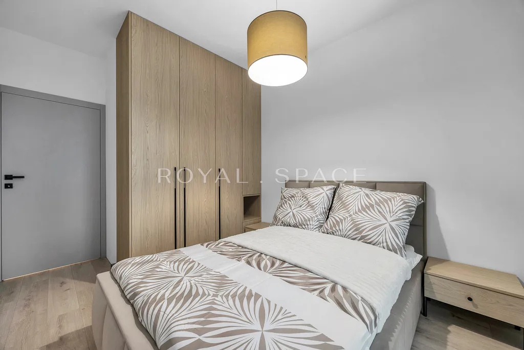 Elegancki apartament z loggią na Woli 