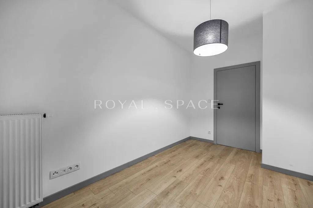 Elegancki apartament z loggią na Woli 