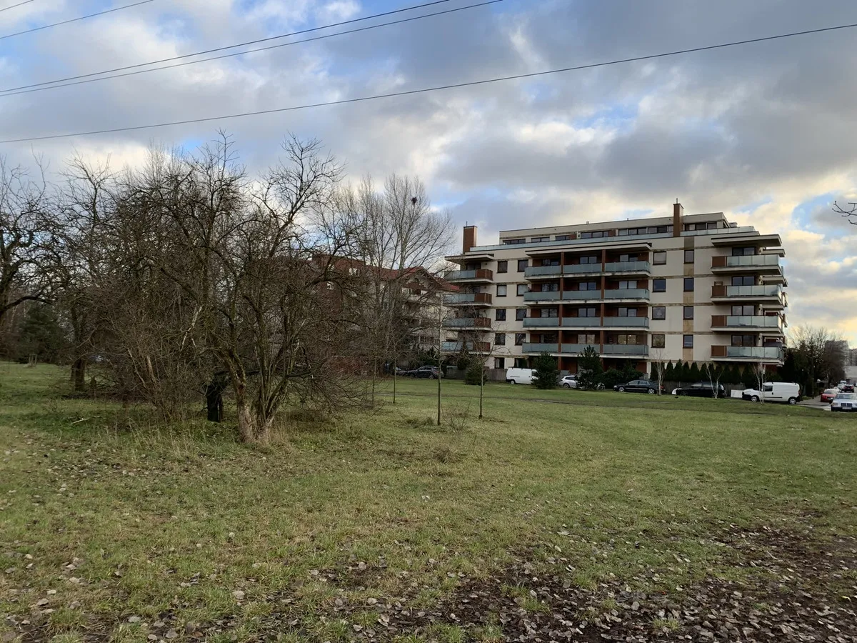 Dwa pokoje przy parku z dużym balkonem, 8 min metro Bemowo ,WOLA PARK 