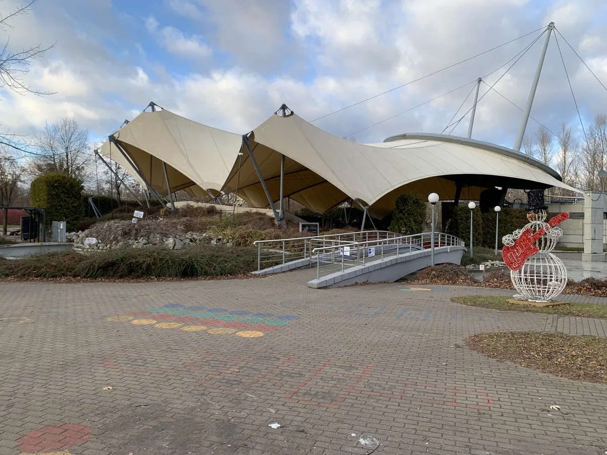 Dwa pokoje przy parku z dużym balkonem, 8 min metro Bemowo ,WOLA PARK 