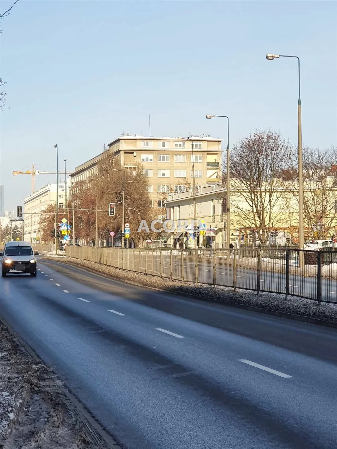 Al Niepodległości przy Metro Racławicka