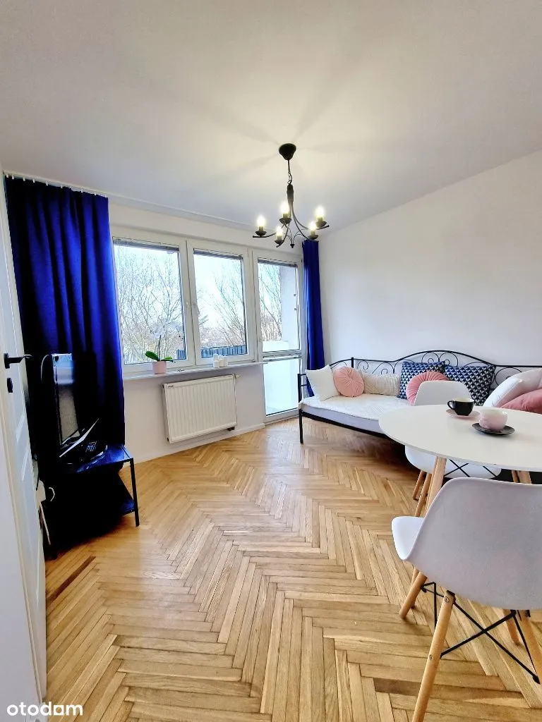 Bezpośrednio 2 pokoje 27.5m2 plus balkon