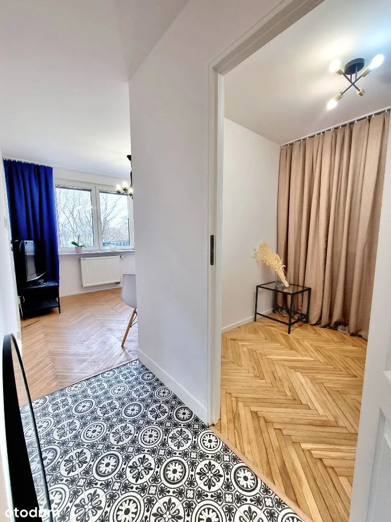 Bezpośrednio 2 pokoje 27.5m2 plus balkon