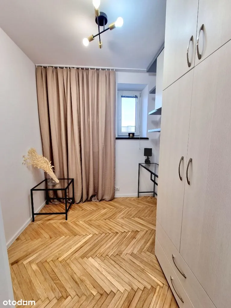 Bezpośrednio 2 pokoje 27.5m2 plus balkon