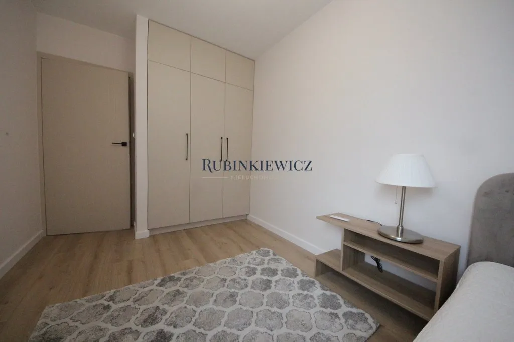 MOKOTÓW Apartament 4 pokoje ul. Modzelewskiego 