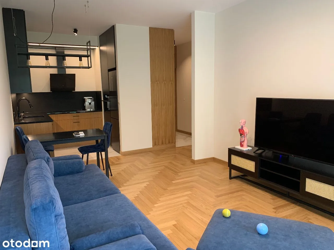 Luksusowy apartament 3pok. z balkonem, Saska Kępa