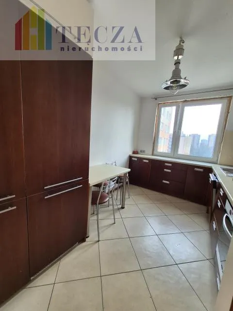 3pok oddzielne,65m2,balkon,pełna własność z KW,Pilne 