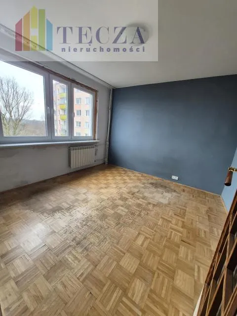 3pok oddzielne,65m2,balkon,pełna własność z KW,Pilne 