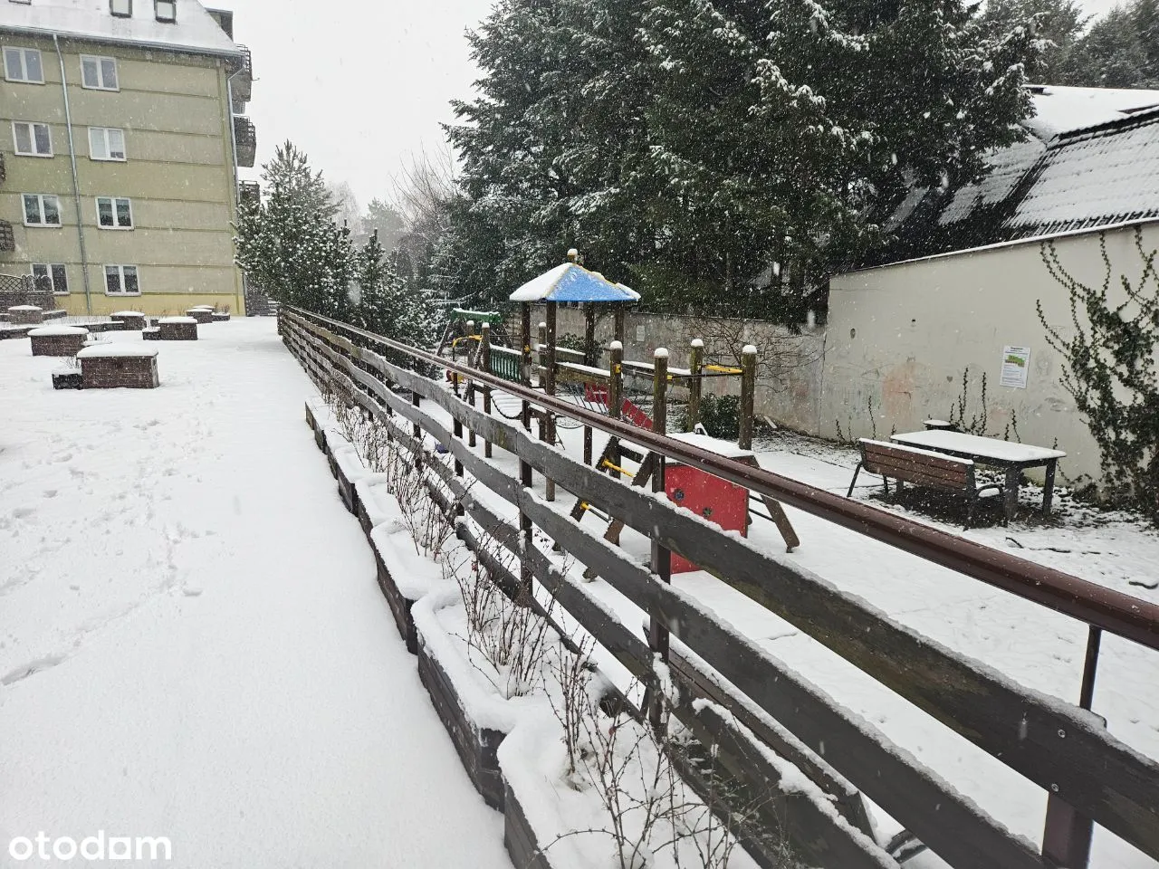 2 pok. 50,9m2z garażem i balkonem bezpośrednio