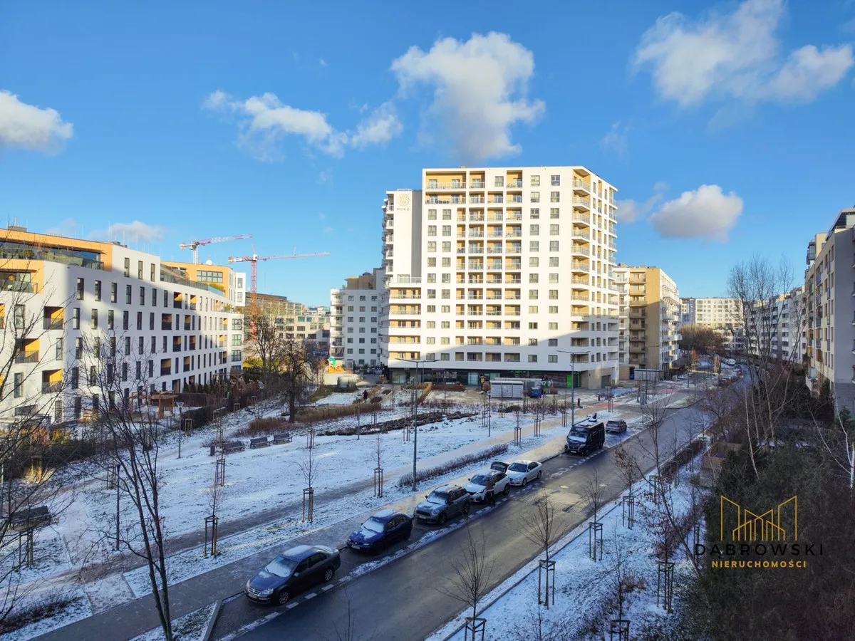 3 pokojowe/do wprowadzenia/2 garaże/komórka/balkon 