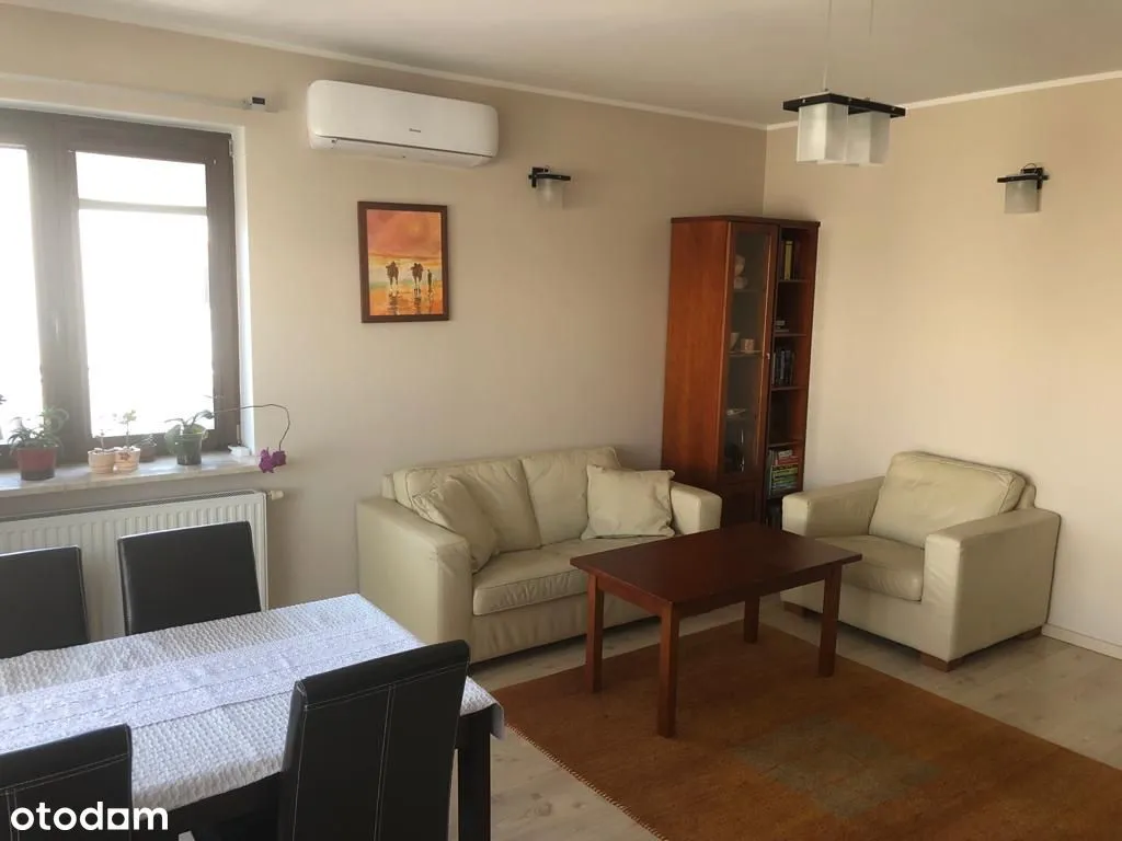 Klimatyzowany apartament 3 pokoje 75 m2 / garaż