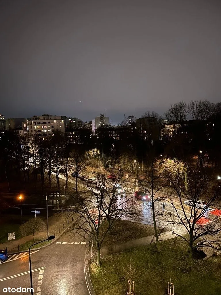 Powiśle - komfortowe mieszkanie z widokiem na park