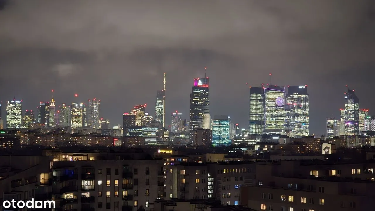 Mieszkanie z panoramicznym widokiem w Wola Tower