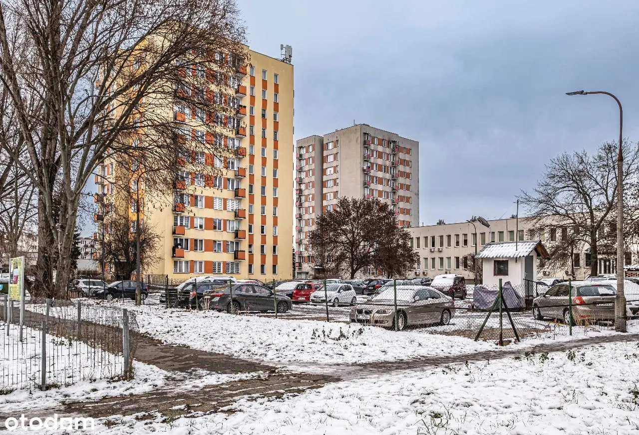 Atrakcyjne 3 pok z osobną kuchnia Metro