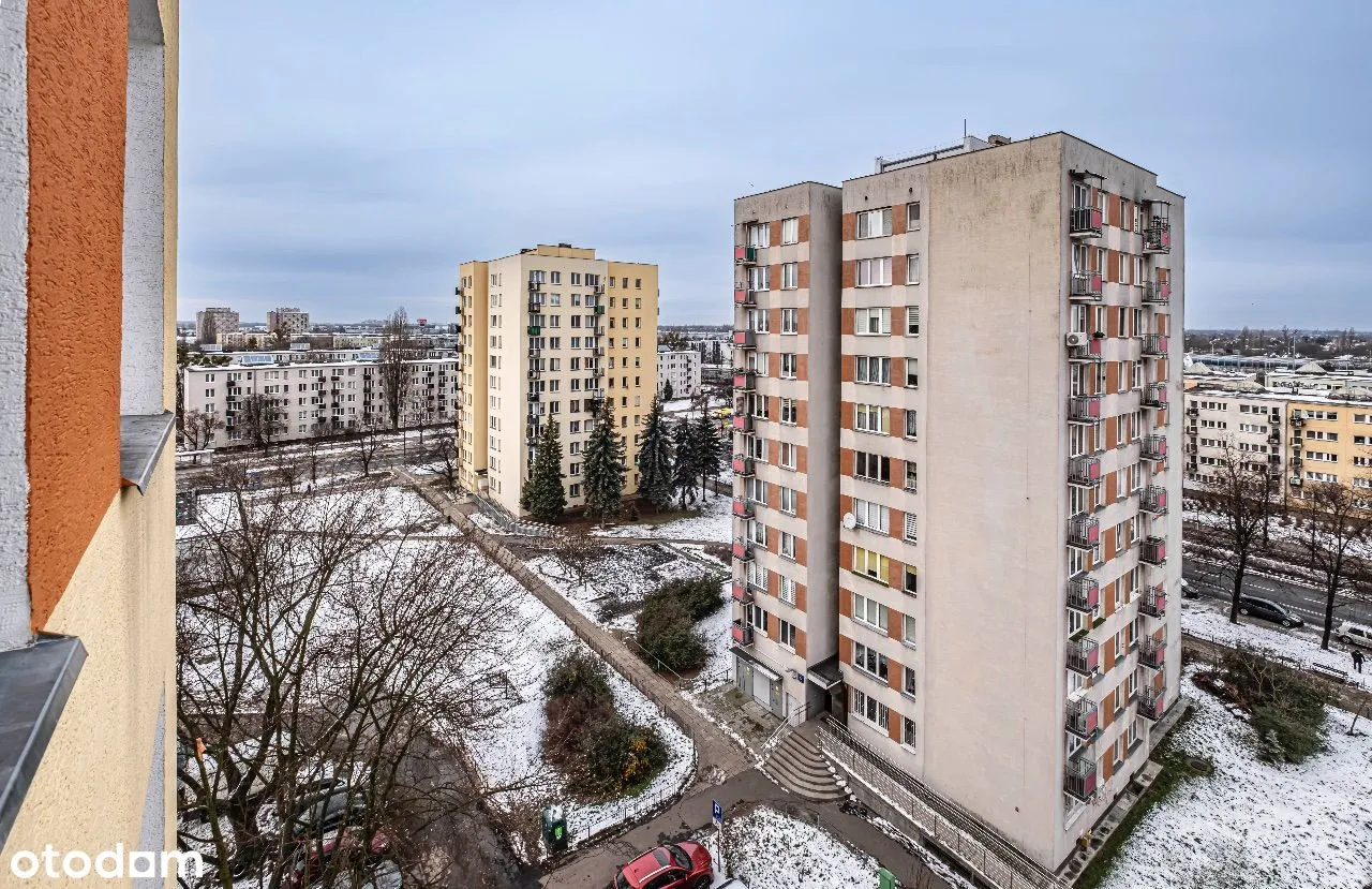 Atrakcyjne 3 pok z osobną kuchnia Metro