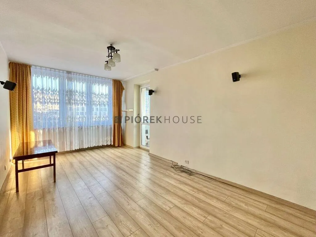 2 pokojowe mieszkanie+Duży balkon+Parking 