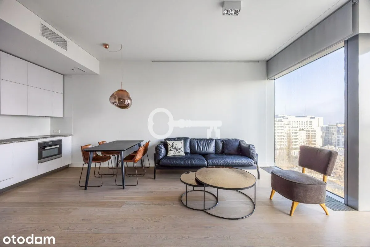 Cosmopolitan | Centrum | Jasne