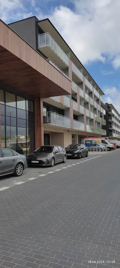 Nowy apartament z miejscem parkingowym 