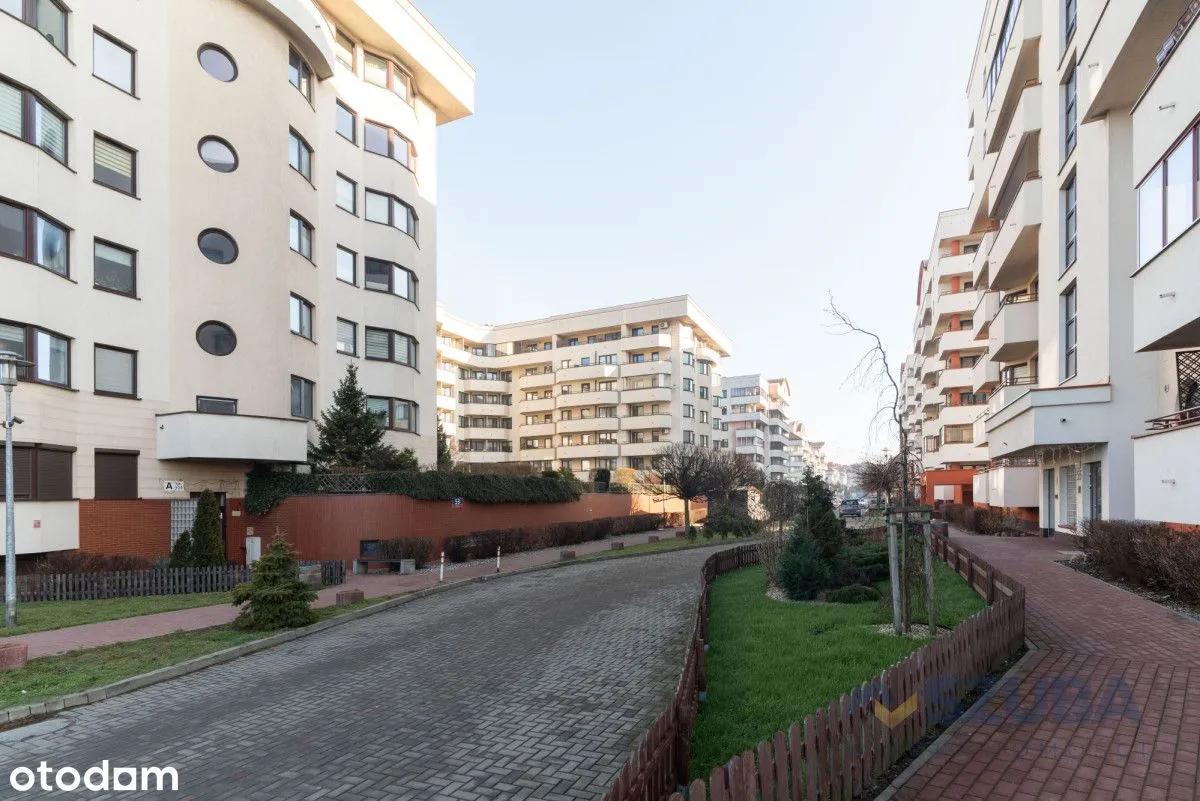 Trzy Pokoje I Balkon I Nowa Kuchnia I Klimatyzacja 