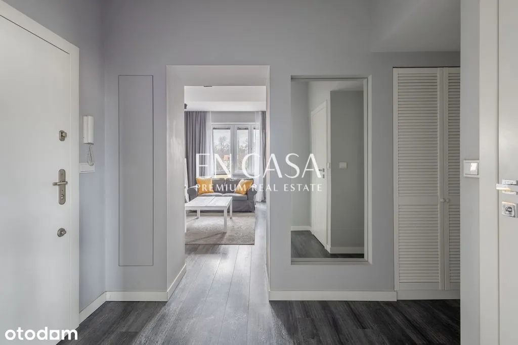 Rozbrat 20 | Dwustronne mieszkanie | balkon