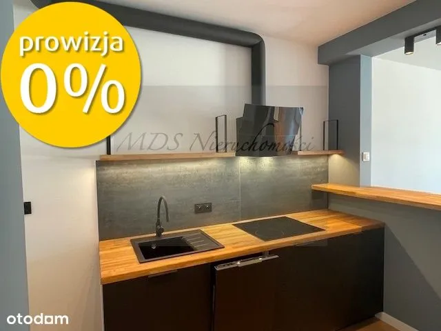 nowe studio ponad dachami Warszawy balkon metro