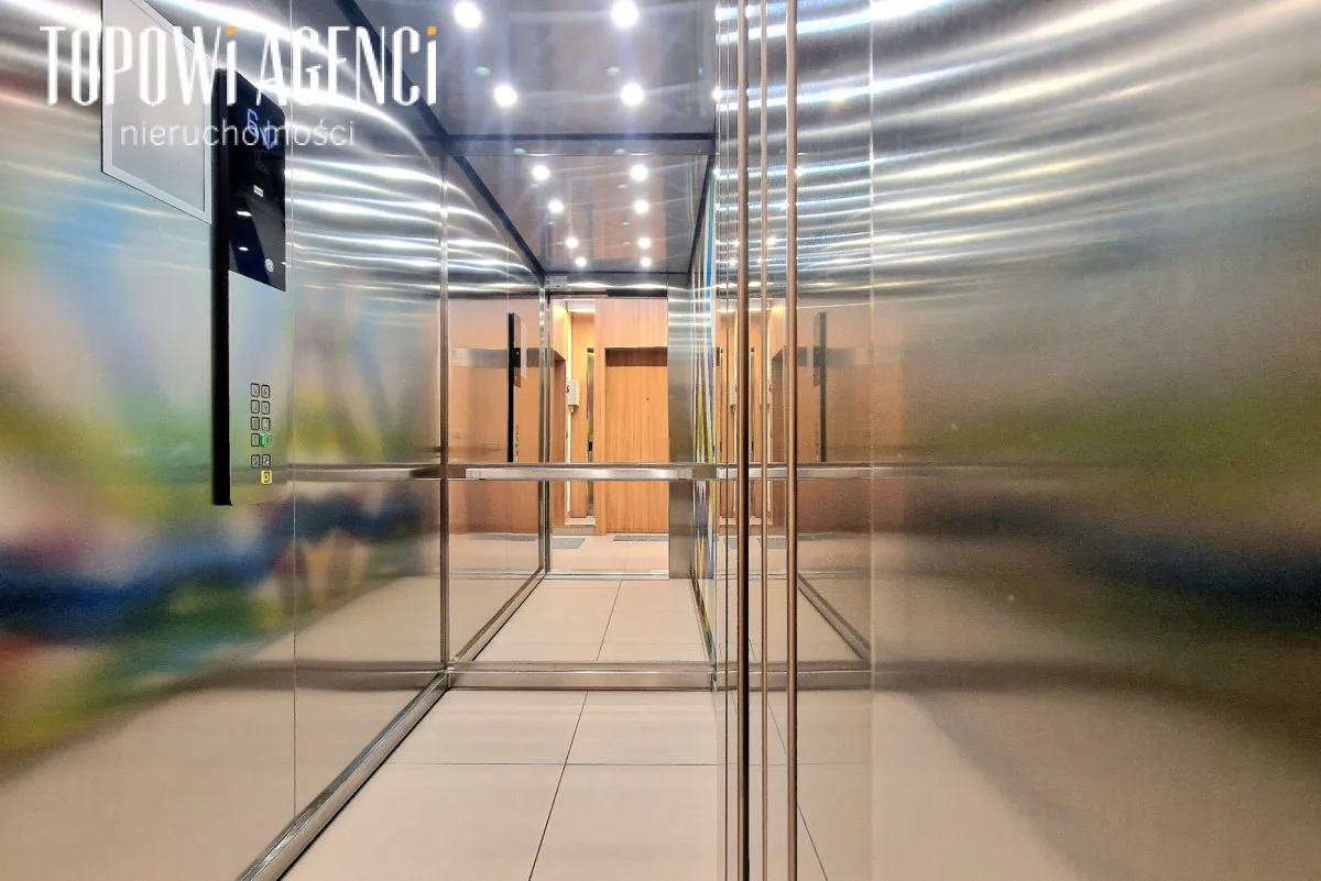 2 pokoje 43 m2, Krasińskiego 67, taras garaż Metro 