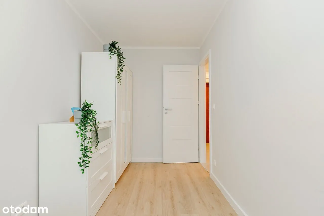 Hit! Niezależny Pokój, METRO Służew, Room for rent