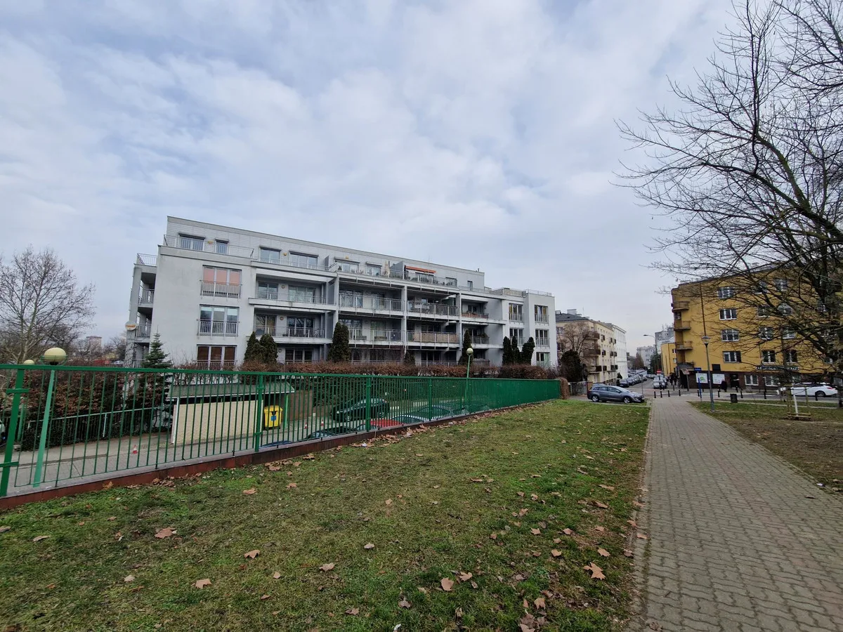 ul. Gdańska Metro Marymont, Park Kaskada 