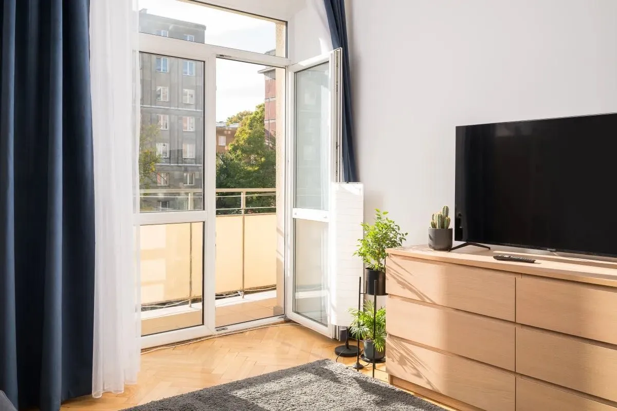 Wynajmę apartament w dogodnej lokalizacji - Wwa.