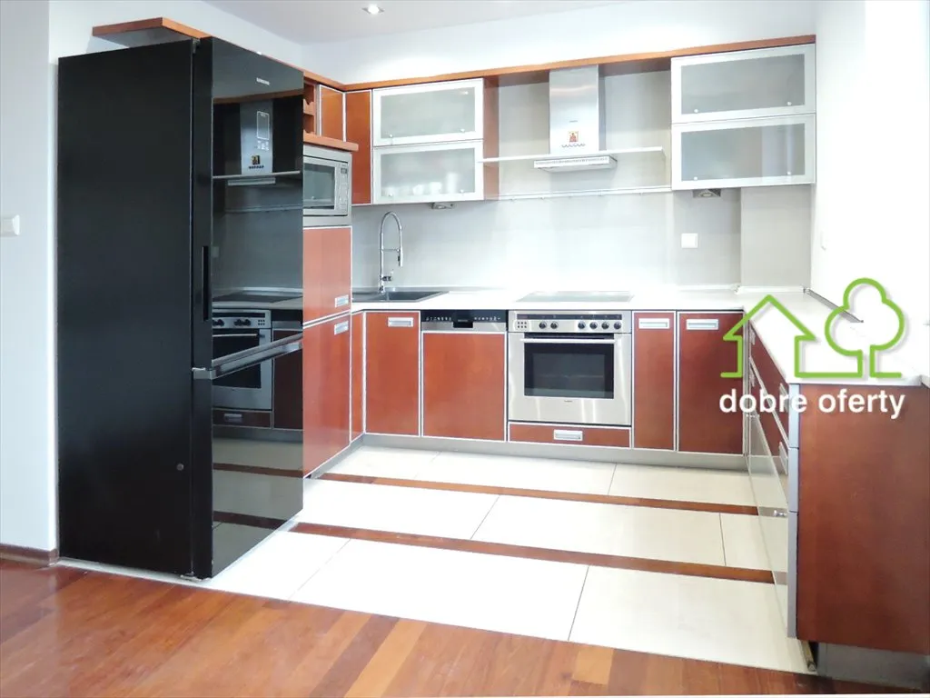 Jasny przestronny apartament 