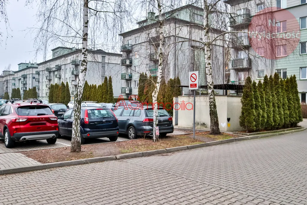 Mieszkanie 47 m2, 2 pokoje, parking, Mokotów W-wa 