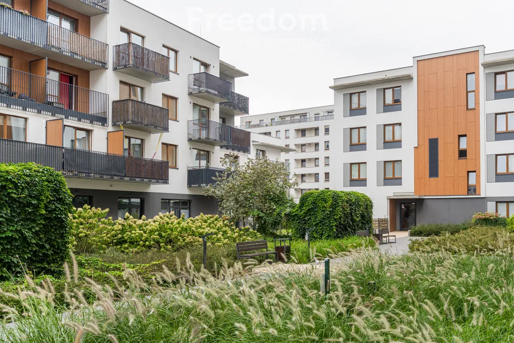 3 osobne pok. blisko metra, balkon, garaż, Wola 