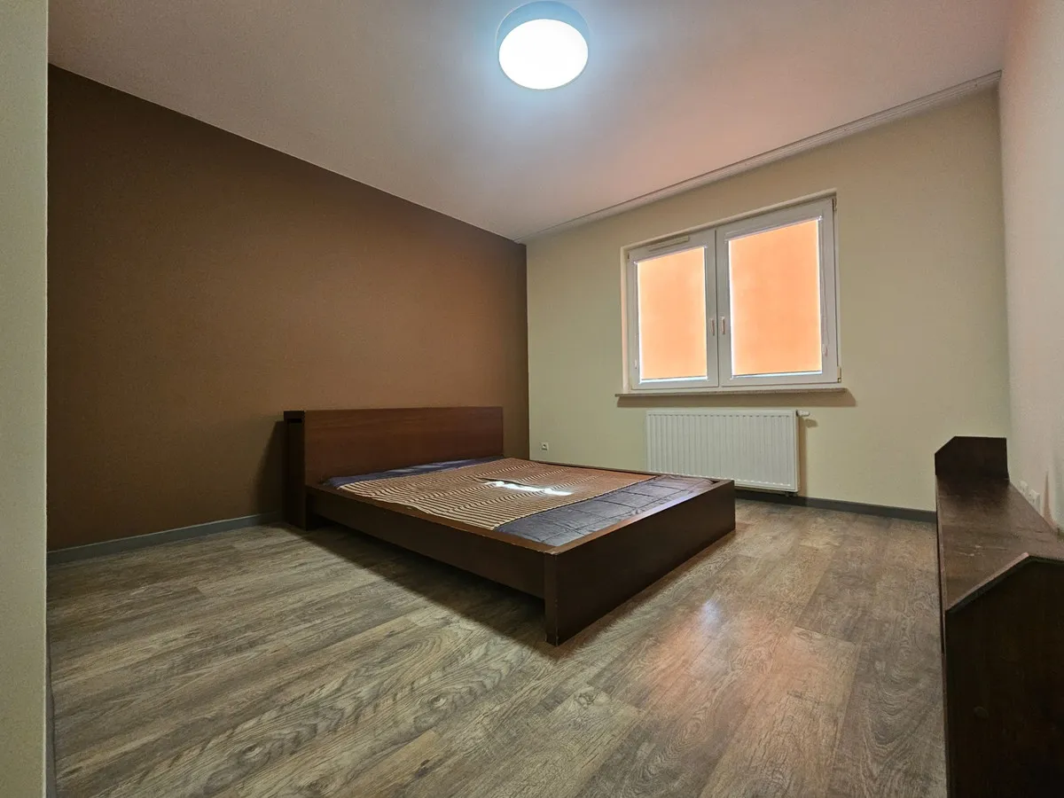 bezpośrednio apartament 2 pokoje garaż metro 