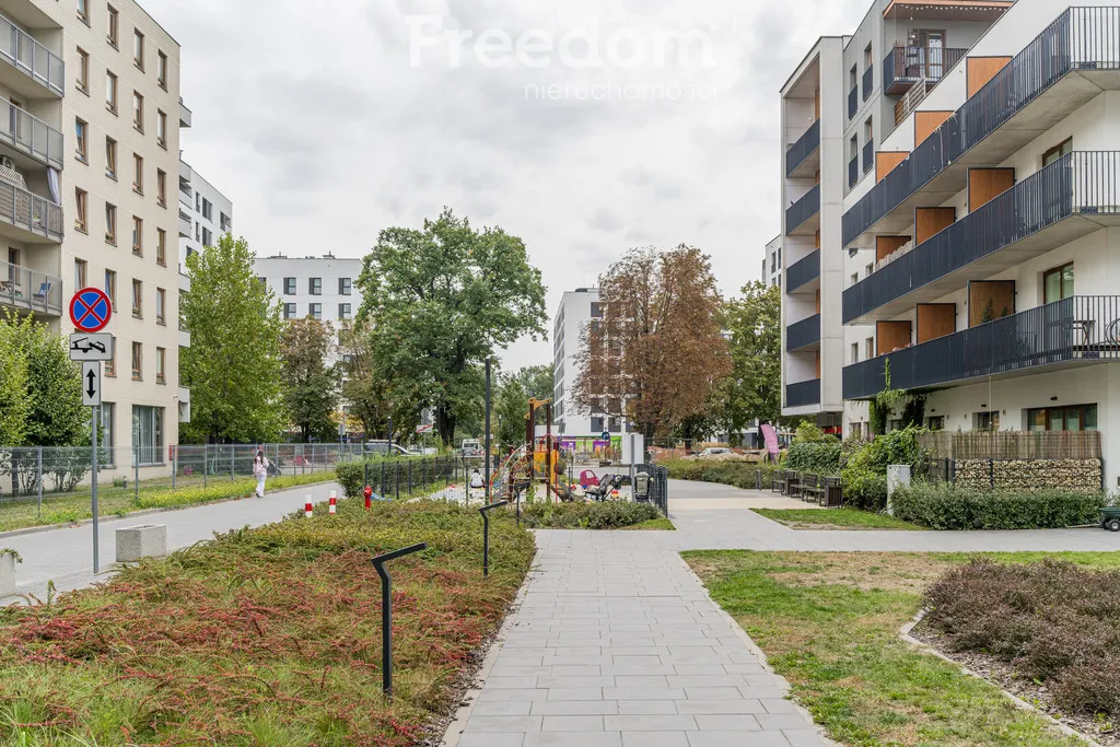 3 osobne pok. blisko metra, balkon, garaż, Wola 