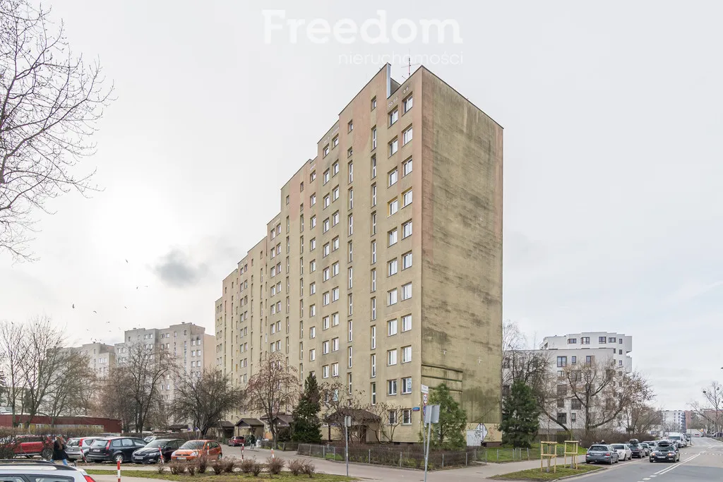 Kawalerka 31,97 m² do remontu – Warszawa Targówek 