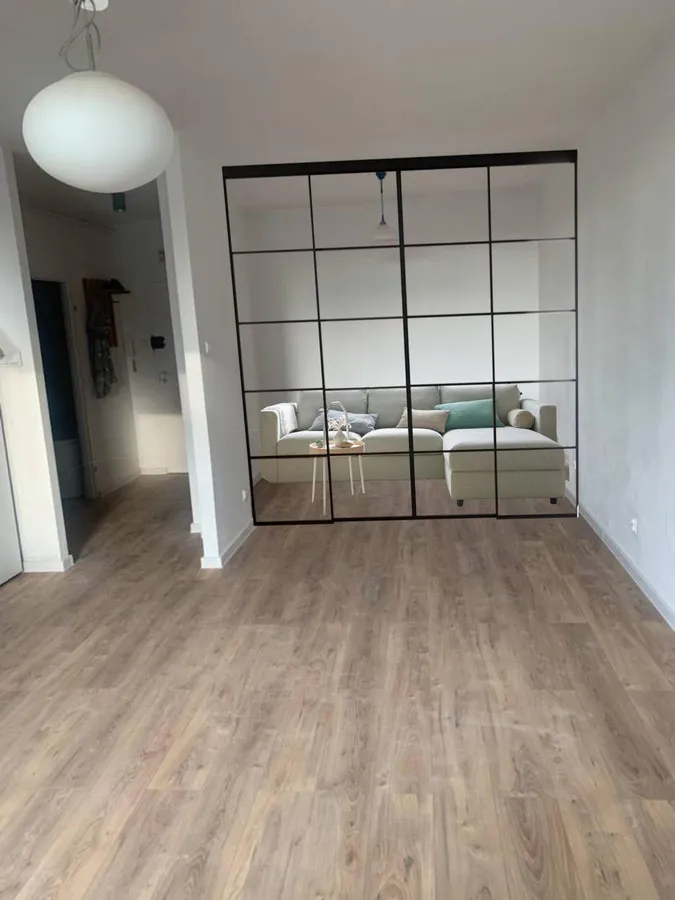 super lokalizacja r wiatraczna 2 pok 40m2 +logga