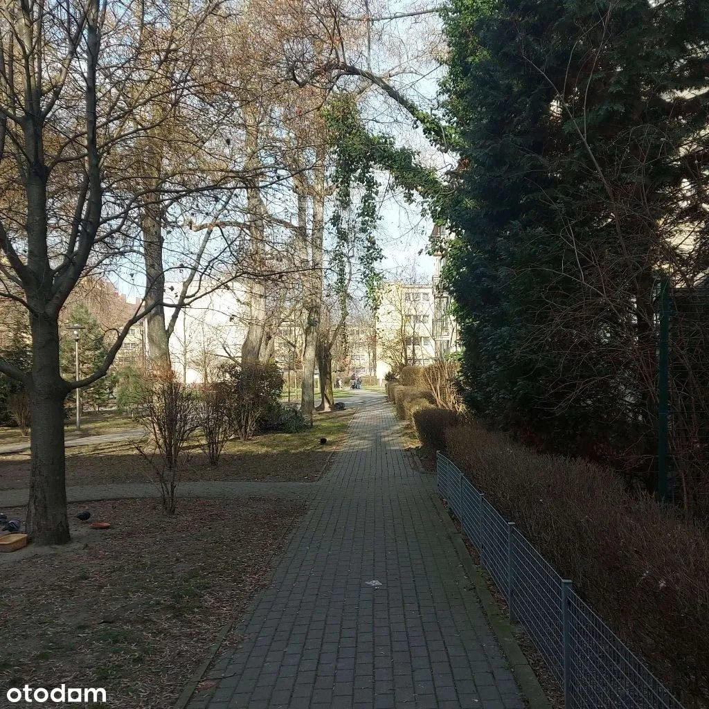 OKZJA ciche przy metrze balkon