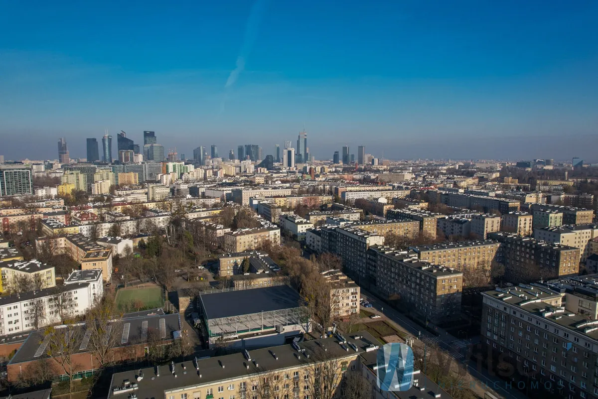 Jasne 3 pok. 68 m2. Balkon z widokiem na zieleń 