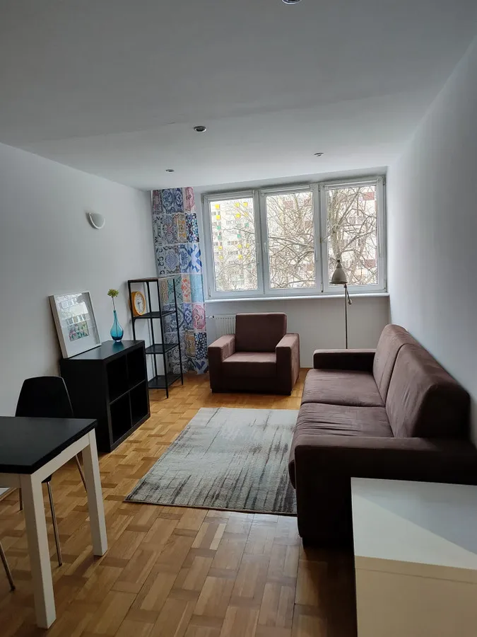 Przytulne 2-pokojowe mieszkanie dla singla lub pary / Cozy 1-bedroom apartment 