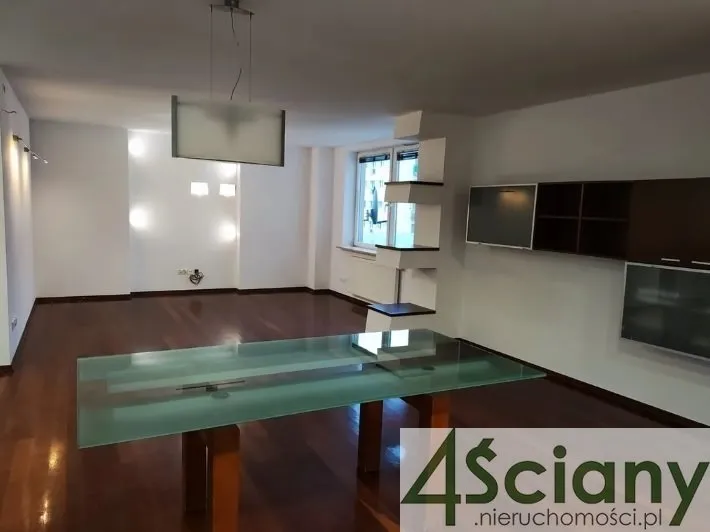 Apartament, Skwer kard. Stefana Wyszyńskiego