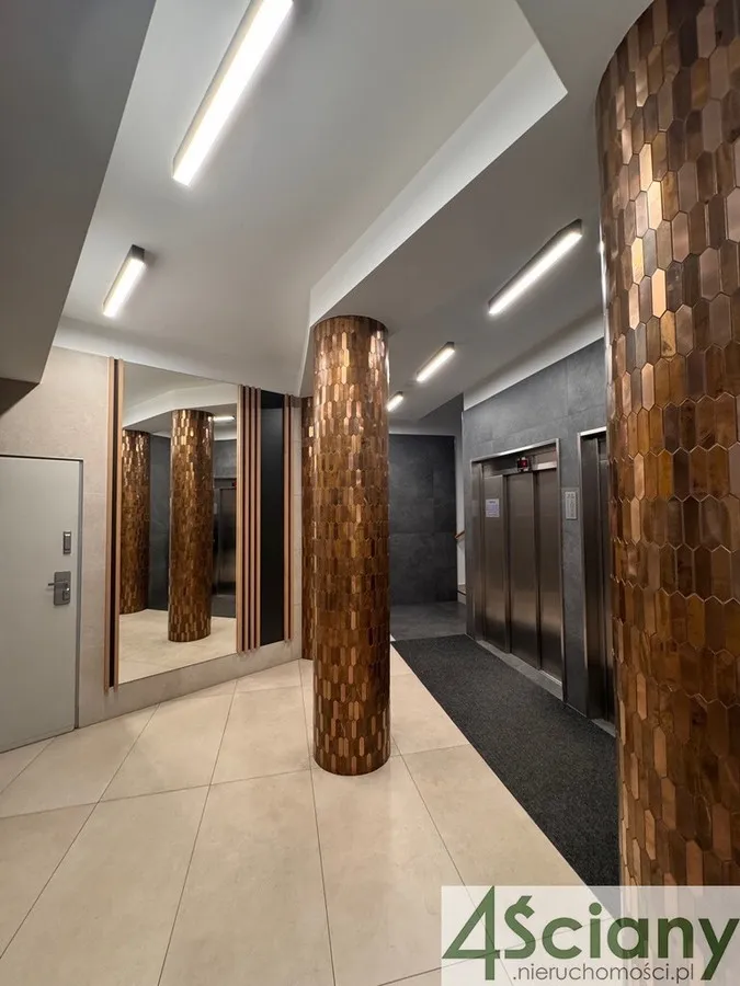 Apartament z pięknym widokiem na panoramę Warszawy 
