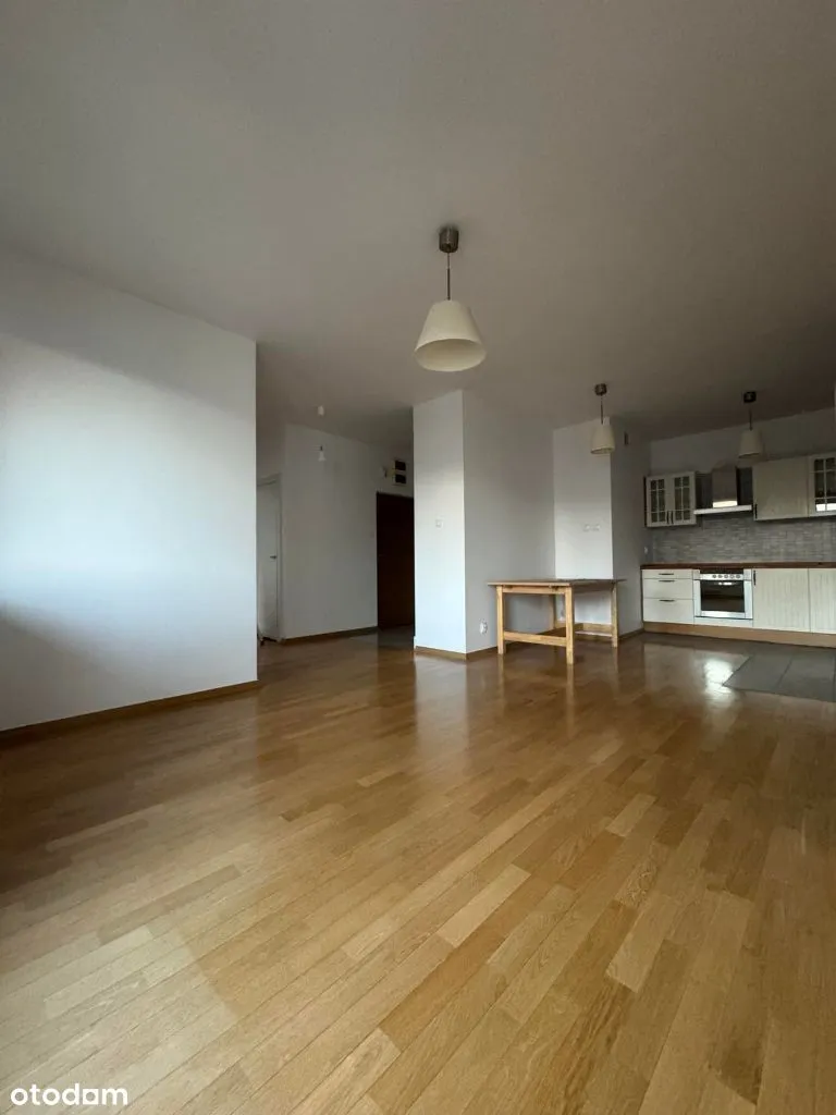 3-pokojowy apartament z garażem, blisko Arkadii