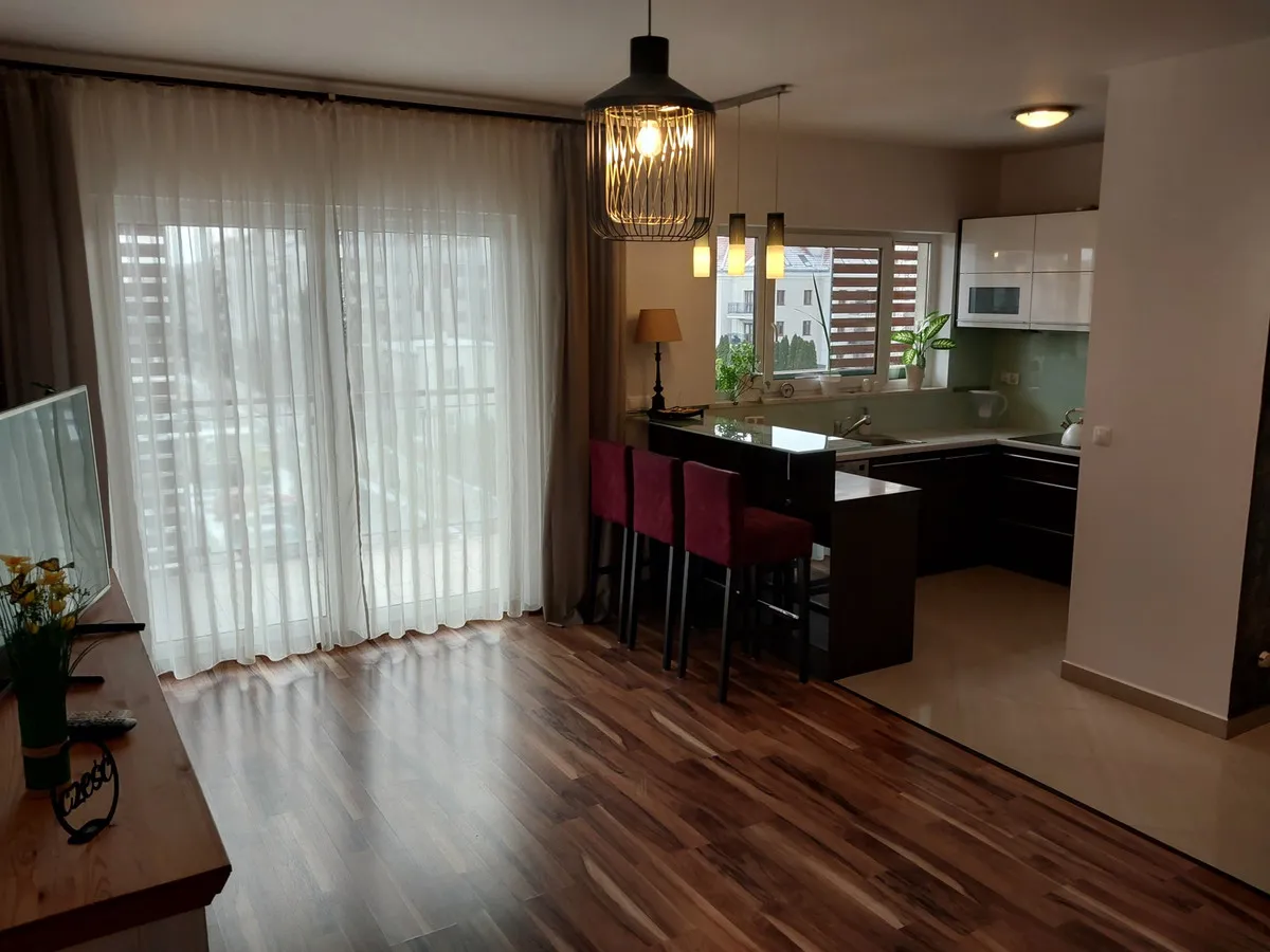 2-pokojowe, bez pośredników, duży balkon 9m2